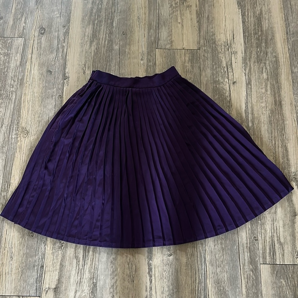 ☀️American Apparel purple pleated skirt